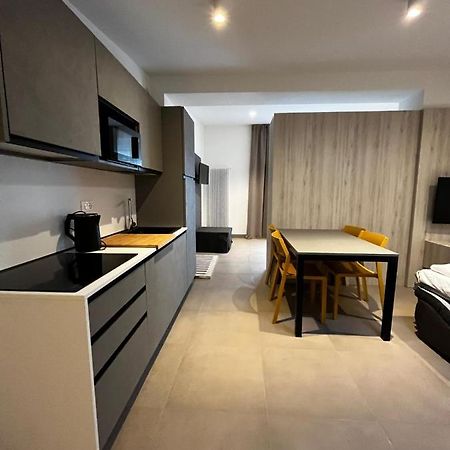 טרנטו Bilo - Apartments For Rent מראה חיצוני תמונה