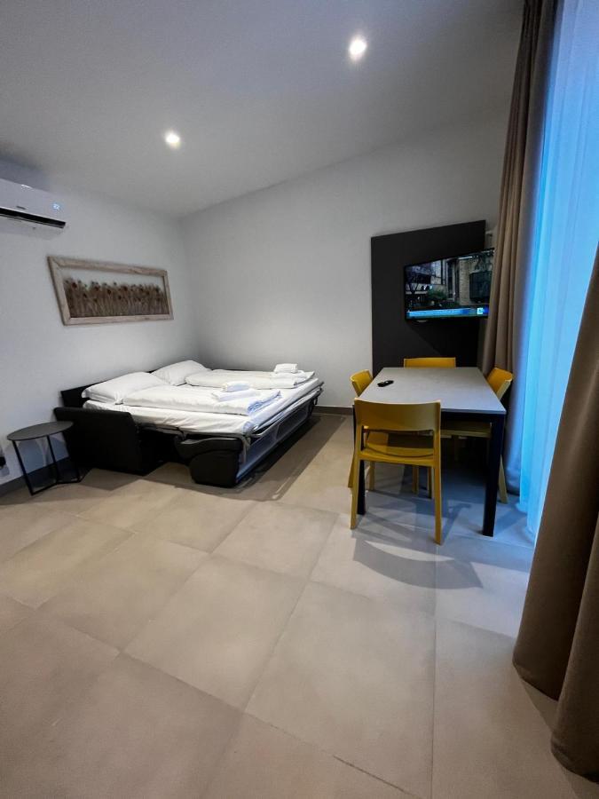 טרנטו Bilo - Apartments For Rent מראה חיצוני תמונה