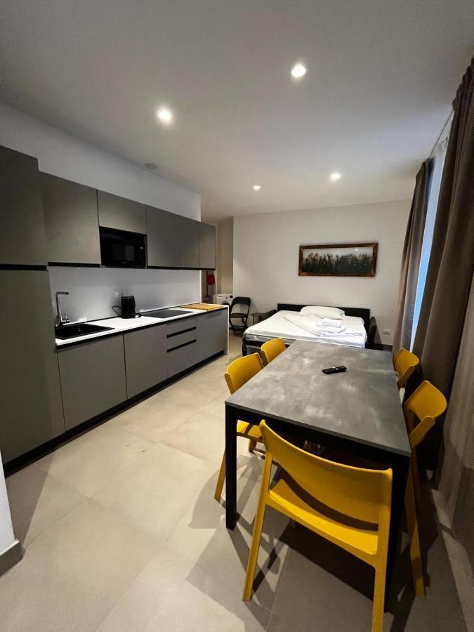 טרנטו Bilo - Apartments For Rent מראה חיצוני תמונה